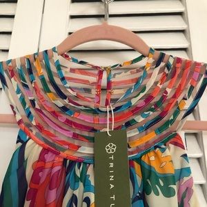 NWT Trina Turk Arias-stunning dress